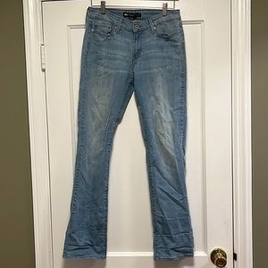 Levi’s slight curve classic rise jeans